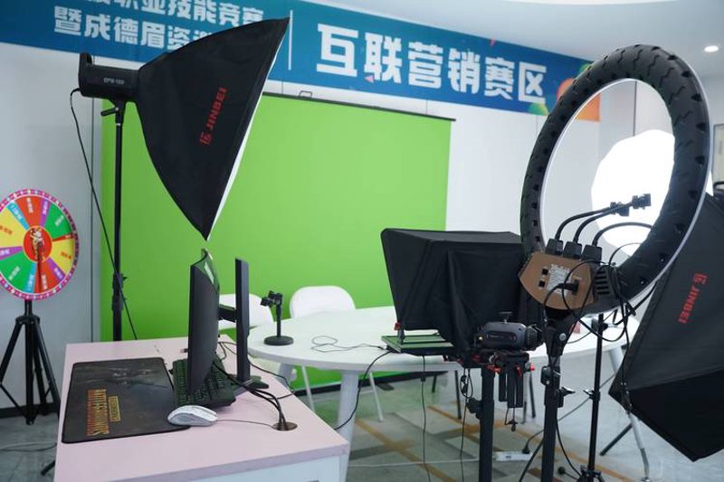 软件开发新动向：安顺开发行业的风华正茂